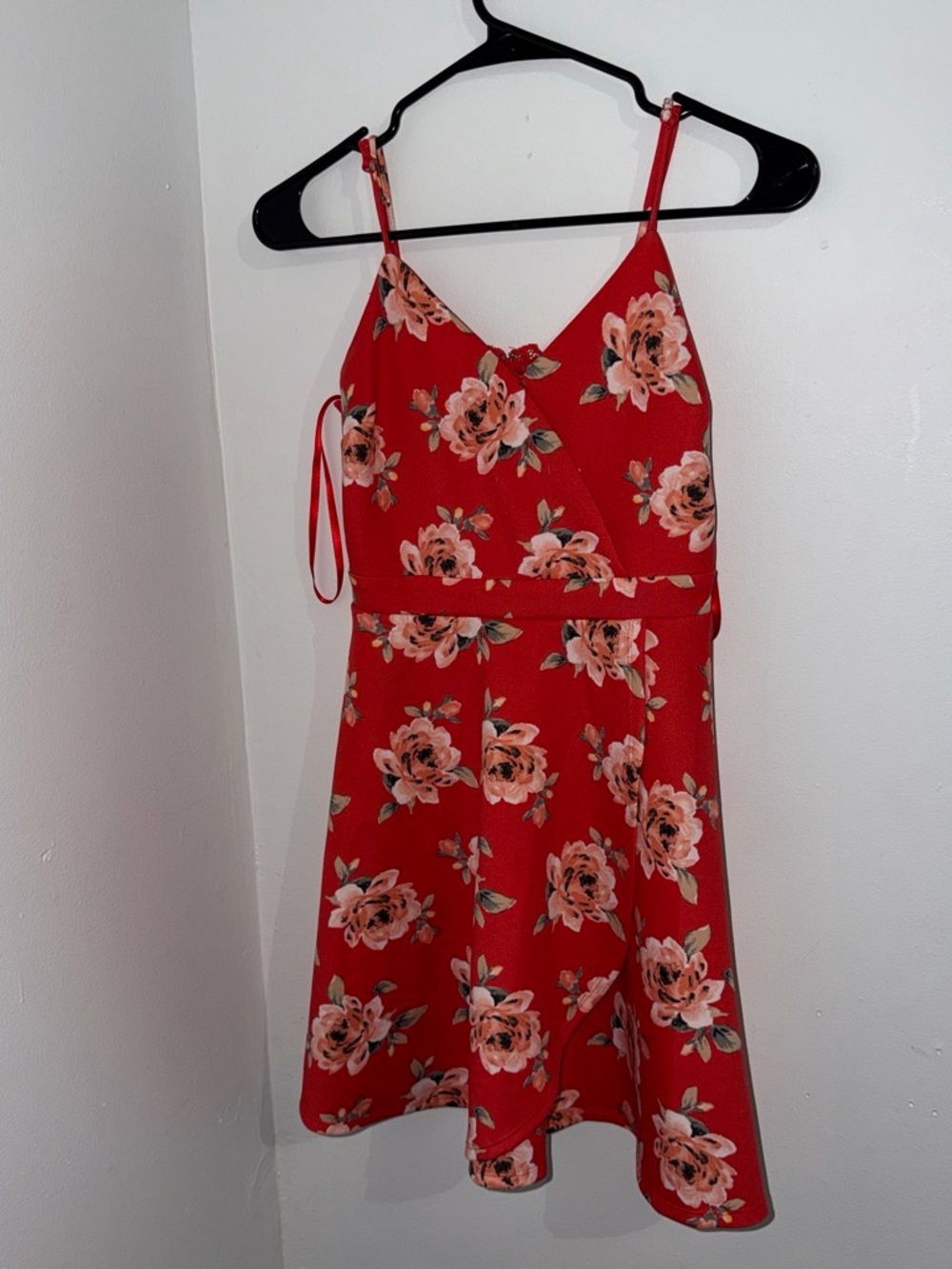 Floral Red V-Neck Spaghetti Strap Dress